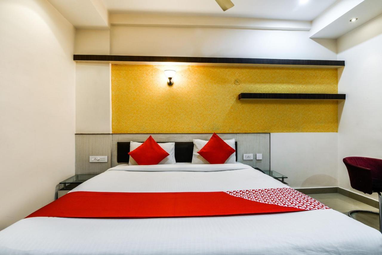 Oyo 30414 Hotel Us Residency Aurangabad  Екстер'єр фото